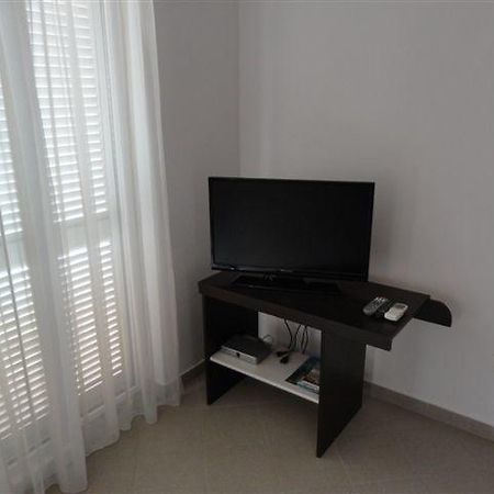 Apartments Sljuka Pirovac Εξωτερικό φωτογραφία