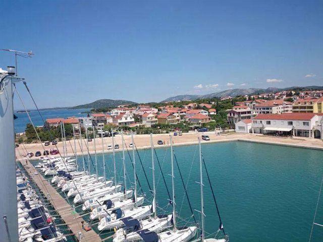 Apartments Sljuka Pirovac Εξωτερικό φωτογραφία